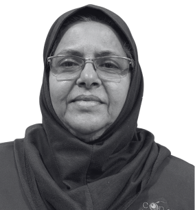Dr. Razia Khomusi